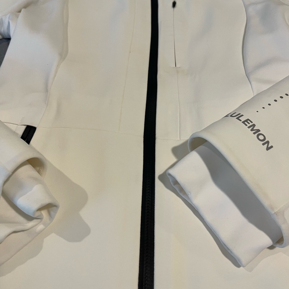 Lululemon Cross Chill Performance Jacket 6 - Picture 12 of 16